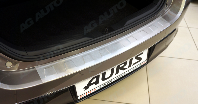 Profilowana nakładka na zderzak, Toyota Auris II, 2012